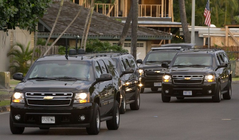 Obama Motorcade Speeds Past Infamous Phoenix VA Center, Angering Veterans