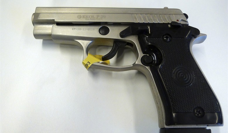 NY Pizza Delivery Man Stops Robbers With Concealed Carry Weapon 