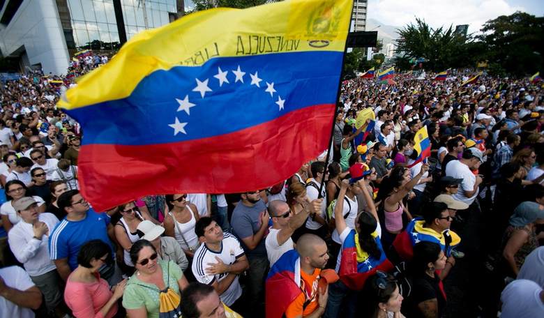 CNN Journalist: I Was Held Up at Gun Point and Robbed For Covering the Venezuelan Protests 