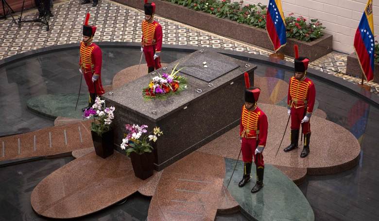 Tomb Kaboom! Minneapolis Socialists March to Protest the U.S. Bombing of Hugo Chávez’s Mausoleum