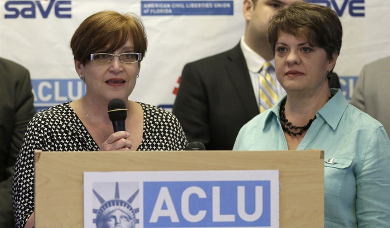California Cross Returns, for a Time, to Haunt ACLU