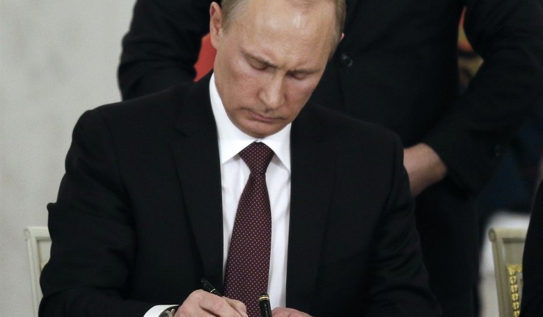 New Development: Ukraine's Naval Headquarters Overrun By Russian Soldiers