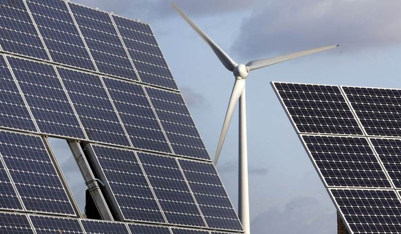 North American Leaders on Energy Policy: Three Amigos or Three Stooges?