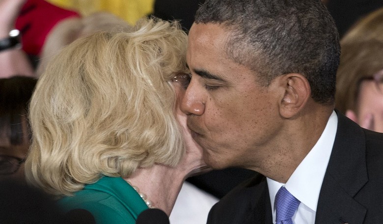 The Sham Behind the Paycheck Fairness Act: Objectification in Disguise