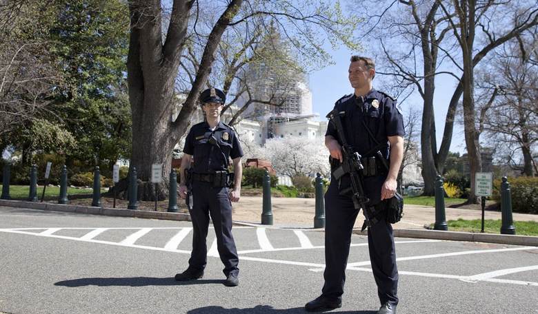 Capitol Police Reportedly Suspend Sergeant For Leaking Info On Officers Leaving Their Guns In Public 