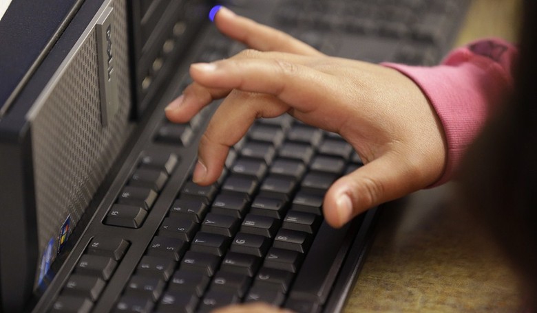 Conservatives Press GOP to Restrict DOJ’s Foreign Cloud Snooping 