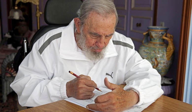 Stella McCartney’s New “Anti-Cruelty” Fashion Line Celebrates Fidel Castro and Che Guevara
