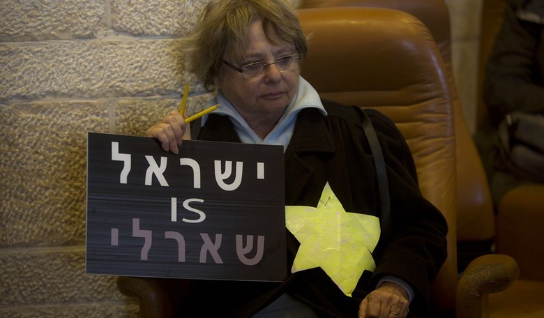 Jews, Outnumbered by Muslims, Suffer Under Mob Rule