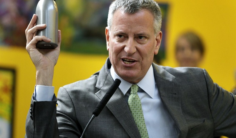Bill de Blasio, Streaking Buck Naked