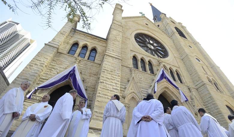 News of Christianity's Decline in the United States Is (Greatly?) Exaggerated