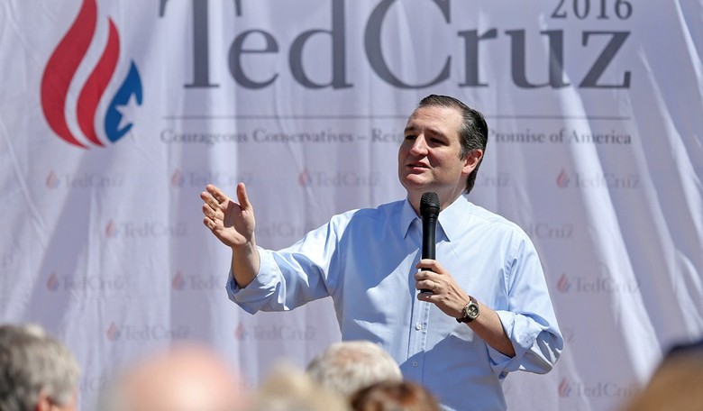 Gay Enforcers to Groveling Hotel Owner Who Met With Cruz: 'Apology Not Accepted!'