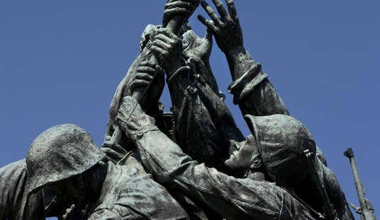 'Stafford County Man' Knocks the Head Off One of the Marines on the Quantico Iwo Jima Statue