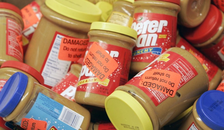 Fugitive Still on the Run from Alabama Jail, Escaped Using Peanut Butter
