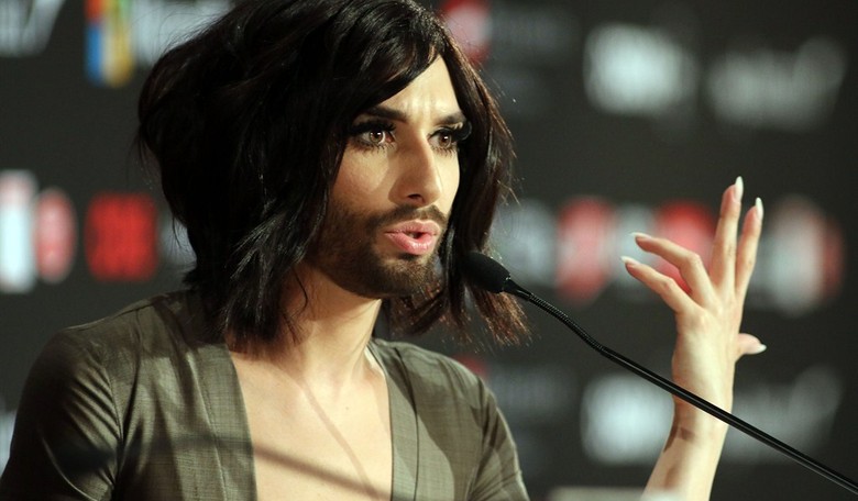 Catholic Theology Professor Believes Jesus Was a Pro-Pedophilia 'Crossdressing' 'Drag King'