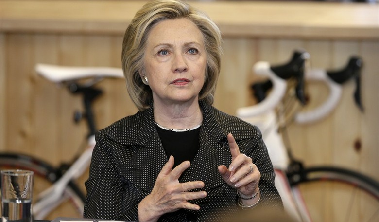 Hillary Clinton in Lock-Step With Obama's Policies, Avoids Serious, Substantive Issues