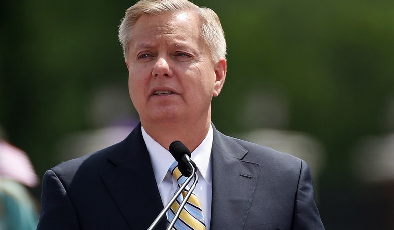 Lindsey Graham Introduces Bill Banning Abortions Five Months Into Pregnancy