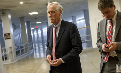  We Forgot This Senator Supports the Filibuster, Throwing a Wrench Into Dems' Future Plans
