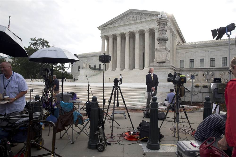 3 worst supreme court decisions
