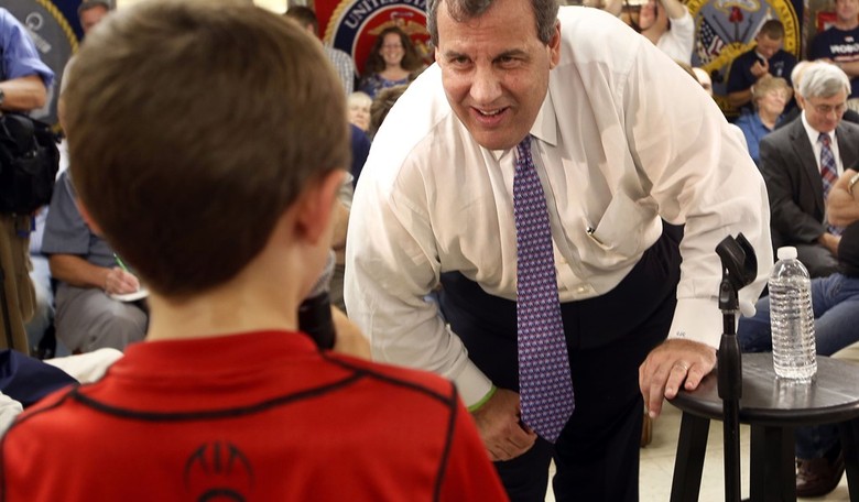 Maine Governor Endorses Chris Christie For President