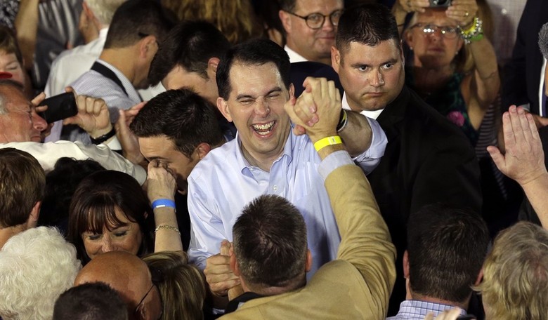 Scott Walker and the Other Dummies