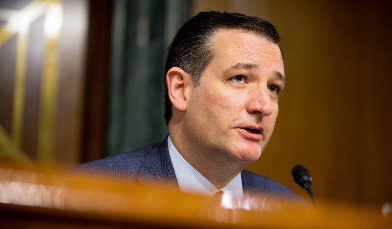Trump vs Cruz: Birds of a Feather?