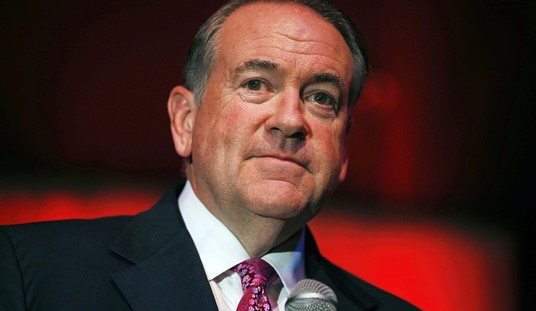 Iowa Suffolk Poll: Huckabee at...2 Percent? 