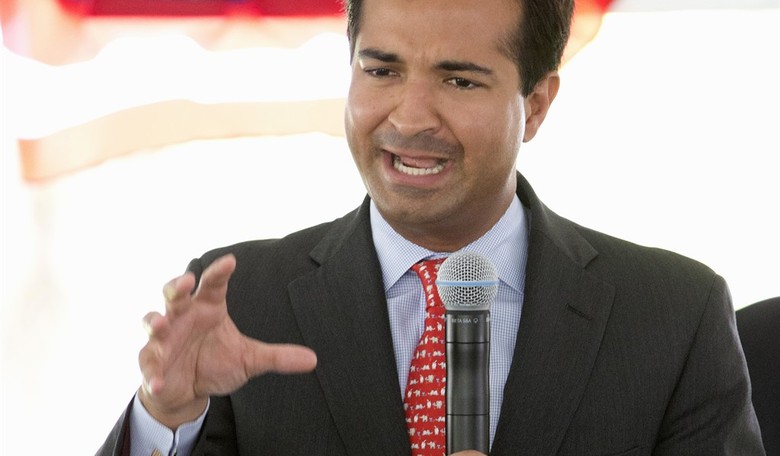 Hispanic Caucus Rejects Republican Rep. Carlos Curbelo's Attempt to Join