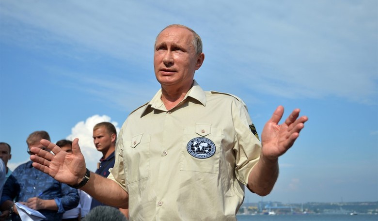 Largest City in Crimea Goes Dark