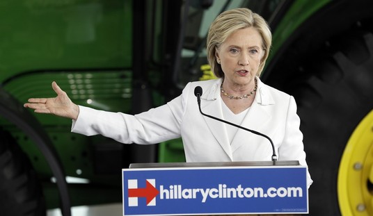 Dissecting Hillary’s Campaign Finance Woes