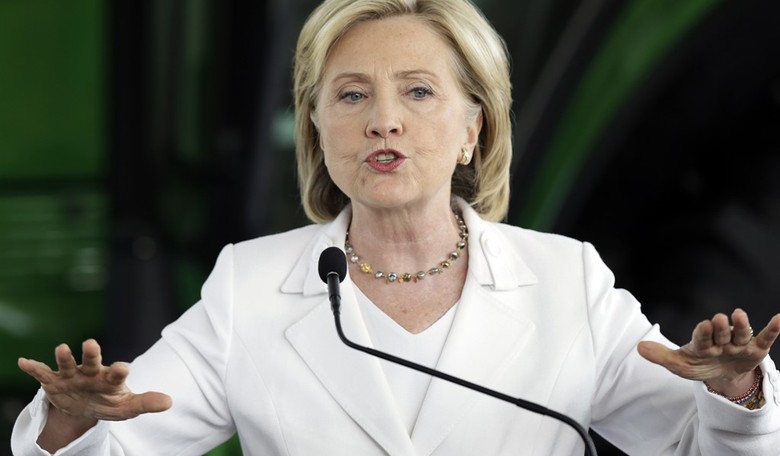 Hillary's Sinking in Polls, Voters Say She's a "Liar," And Biden Considers Run