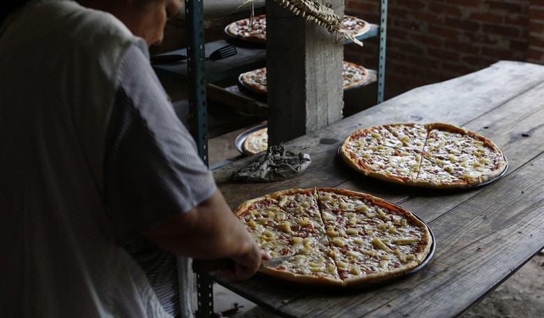'Give Us Pizza or Give Us Death!': NYC's Proposed Regulations Spark Fury