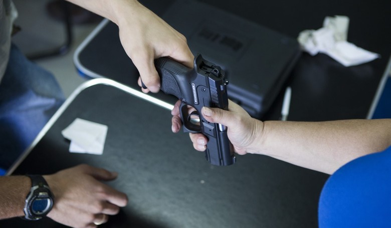 Tennessee Background Check Outage Leaves Gun Buyers in Limbo