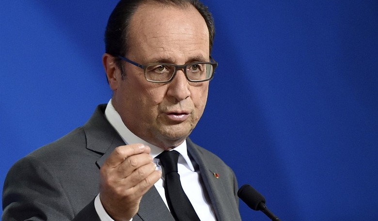 Hollande Vows to Lead a 'Pitiless' War 
