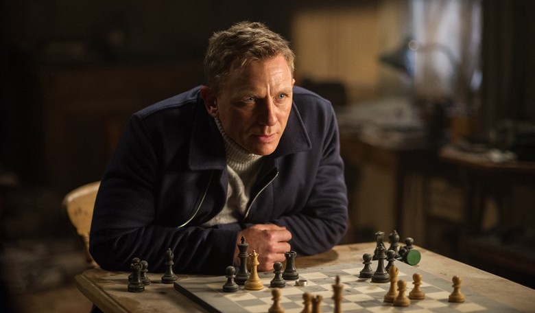 "Spectre" Review: Bond Film Reveals the Dangers of the Surveillance State 
