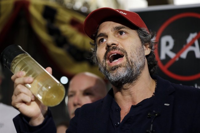 Mark Ruffalo's Emmy Loss Comes With a Savage Twist That's Almost Too Perfect