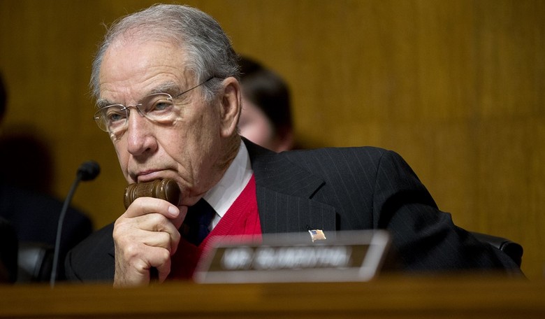'DO IT!' Trump Pushes Chuck Grassley Hard to Ditch Senate 'Blue Slip' Tradition, Get Appointees Confirmed
