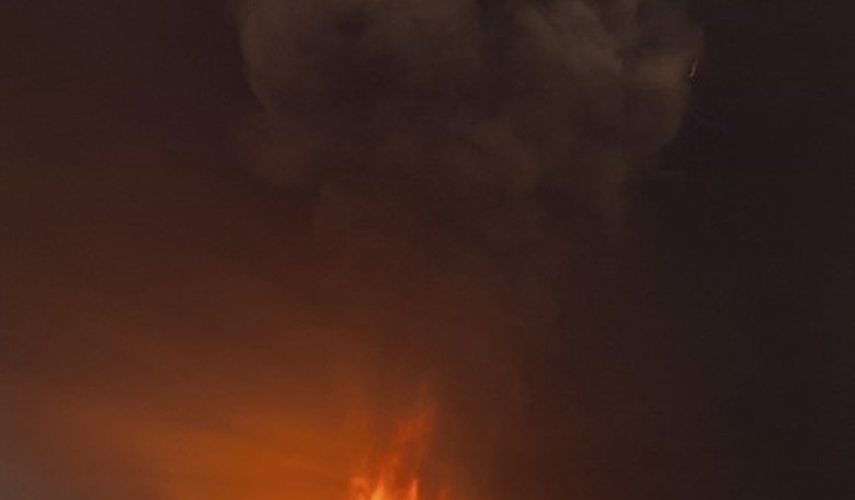 Sicily's Mt. Etna Erupts, Sending Tourists Fleeing