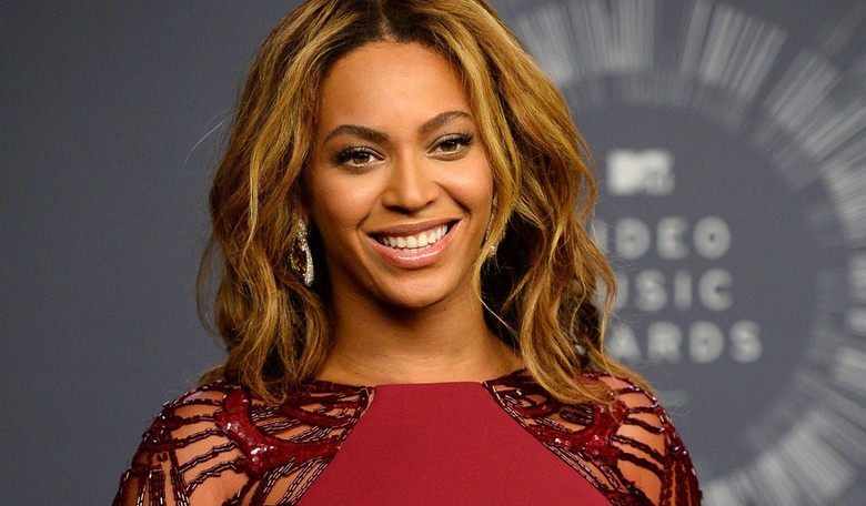 Mike Huckabee Vs. Beyonce