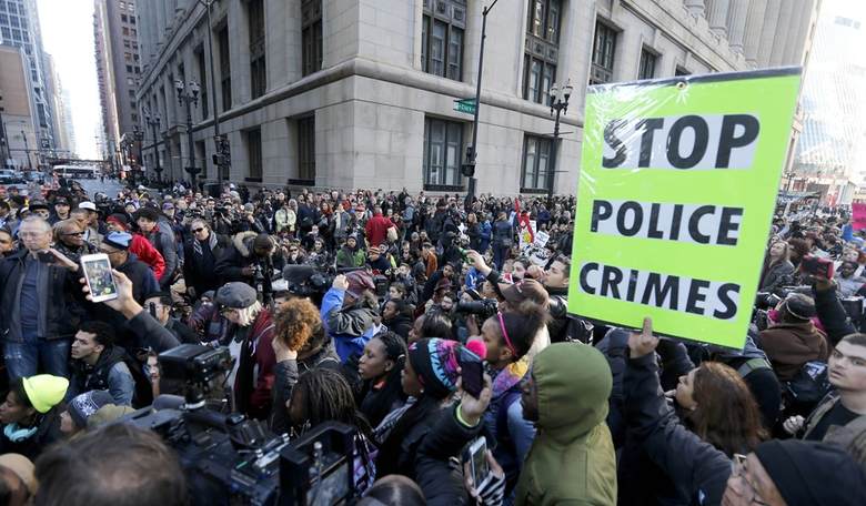 'Impeach Rahm': Hundreds March Through Chicago Demanding Emanuel Resign