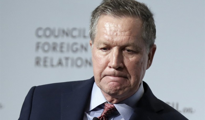 Negative Campaigning Breaks Out in Republican Race