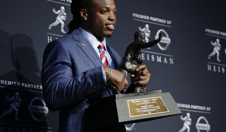 "Don't Be Afraid to Pray" Heisman Trophy Winner Derrick Henry Praises God in Acceptance Speech