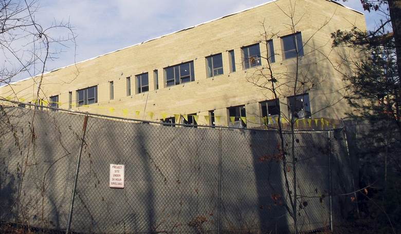 School Stops Saying 'God Bless America' after ACLU Threat