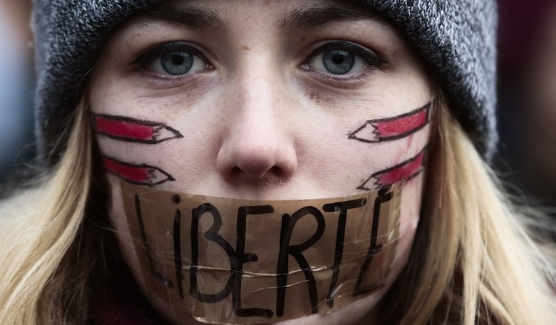 French Activist Arrested On-Street While Asking Questions About Radical Islam and Women