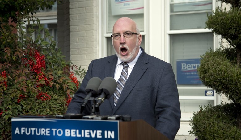 DNC To Sanders Campaign: Put Away The Daggers, We've Restored Your Voter Database Access