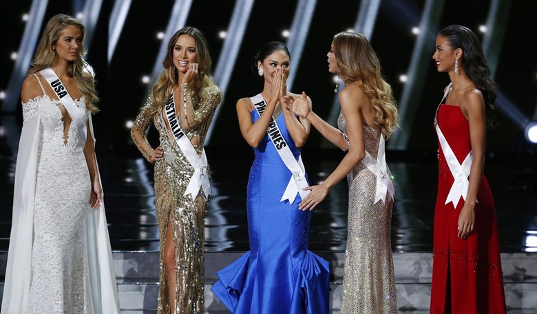 Miss Universe Crowning Botched, Twitter Wishes Trump Were Still in Charge