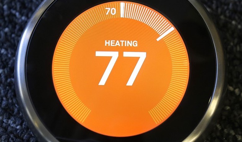 Mayor Mamdani Orders NYC to Sweat at 78 Degrees — While His Own City Hall Was HOW Cold?
