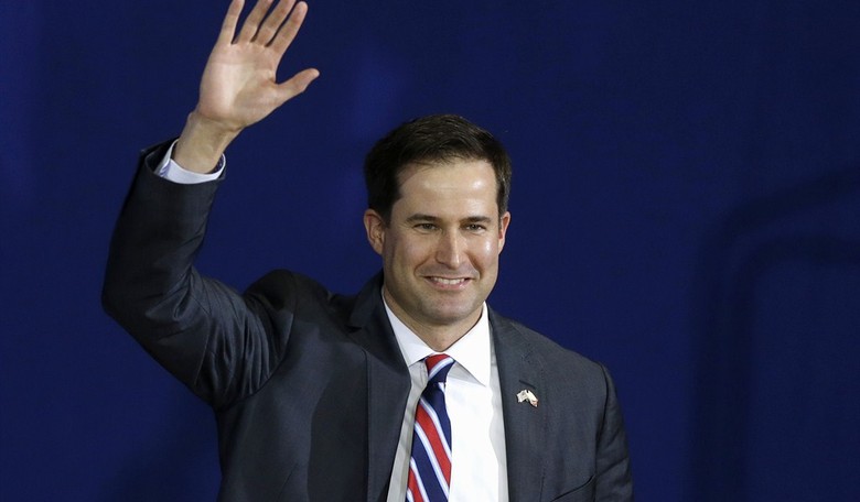 Seth Moulton Leaves the Race...With a Warning for His Leftist Opponents