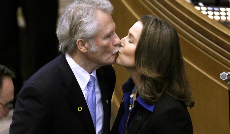 Rumor: Embattled Governor to Resign Momentarily; UPDATE: It's Happening