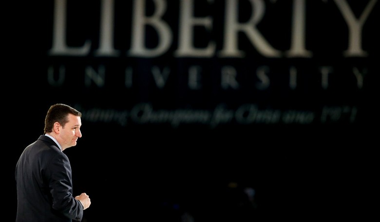 Ted Cruz Makes it Official: Jeb has a Conservative Challenger
