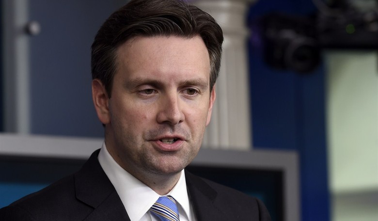 BREAKING - UPDATE: All Clear; White House Briefing Room Evacuated After Threat 